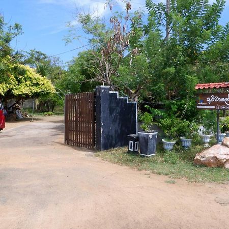 Attale Resort Tissamaharama Exterior foto
